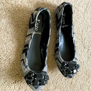 Ballet style black and silver shoe size 6M